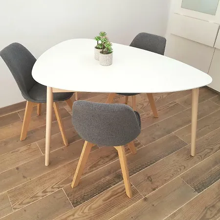 Lugar De La Luz * Estepona